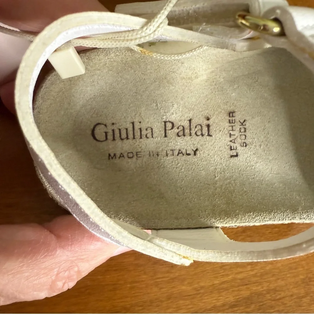 NEW Guilin Palai  White and Gold floral Sandals girls size 7 straps cork